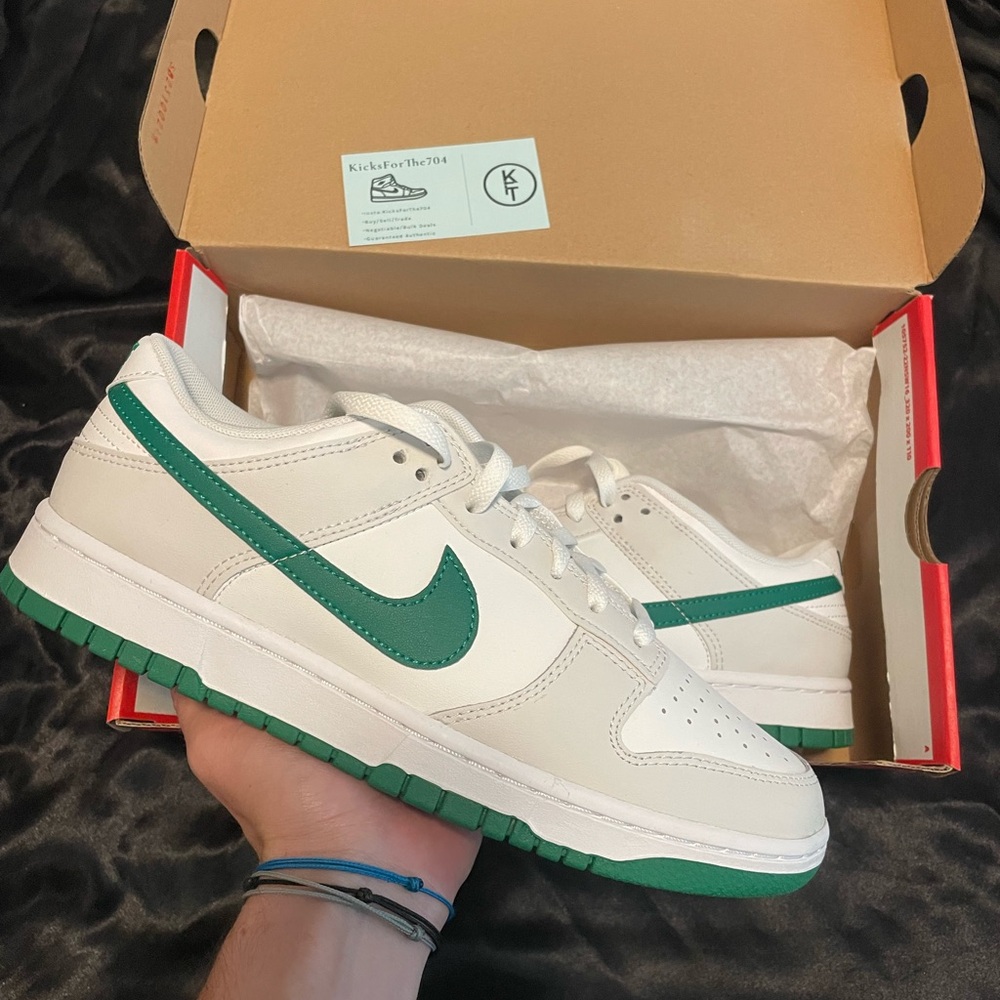 Nike dunk low malachite